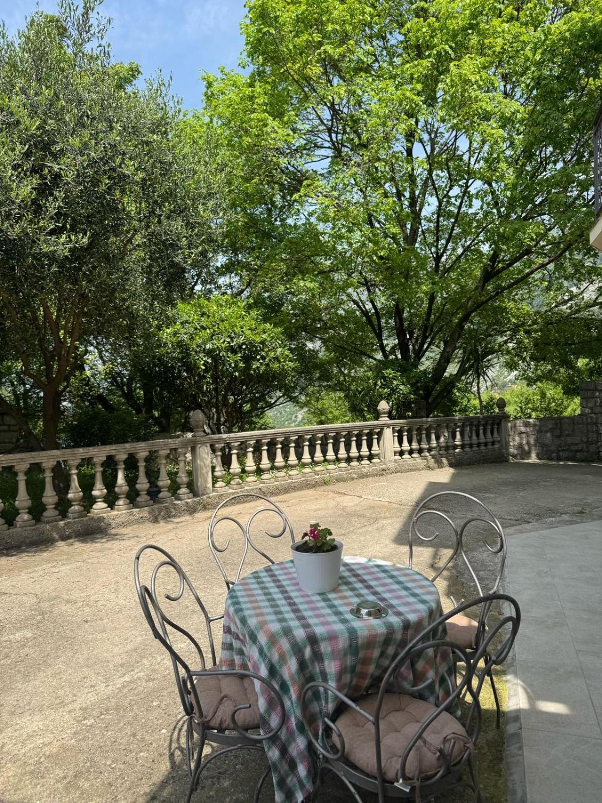 Apartmán Midpoint Kotor Exteriér fotografie